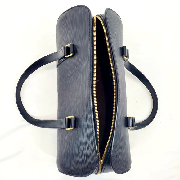 Louis Vuitton Black Epi Papillon with Pouch - Picture 6 of 7